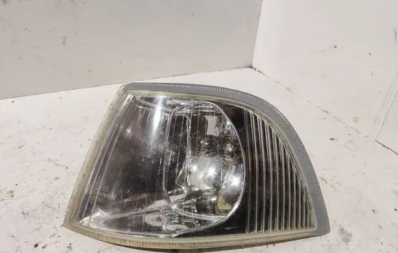 Front indicator light