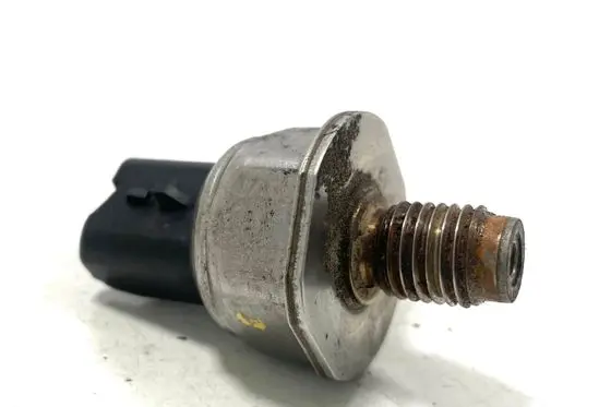 Fuel pressure sensor