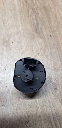 Light switch