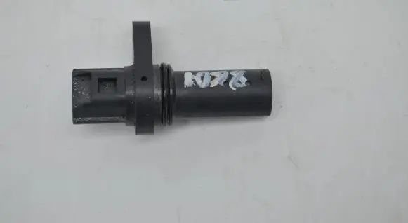 Mitsubishi Outlander Crankshaft position sensor 1865A126 9606 J5T31972