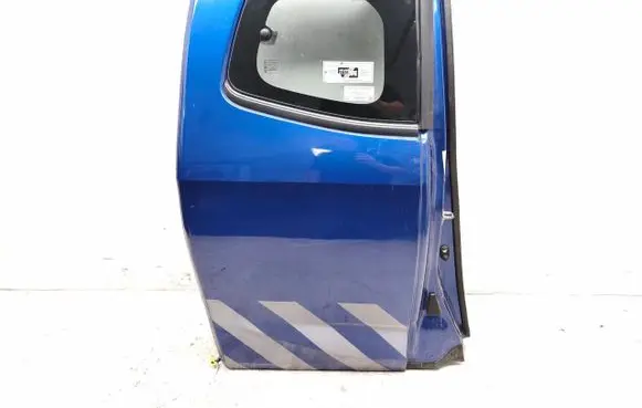 Isuzu D-Max Rear door