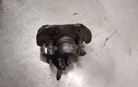 Mazda 5 Front brake caliper