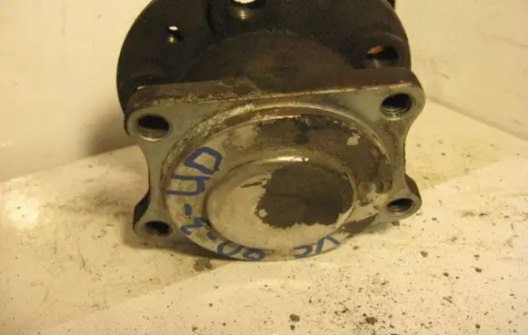 Volvo S80 Rear wheel hub