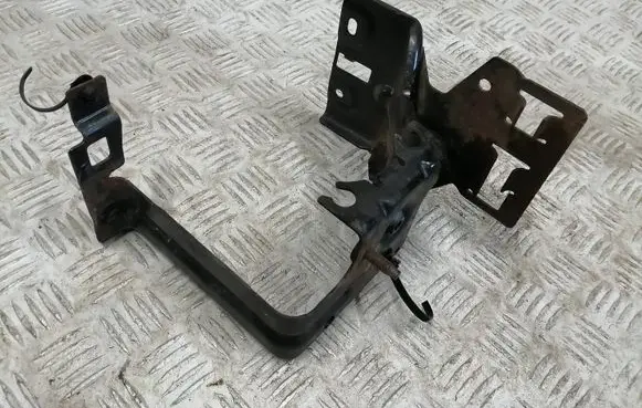 Citroen C4 II ABS pump bracket 9657424980