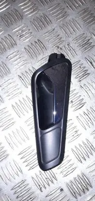 Volkswagen PASSAT B6 Front door interior handle 3C1837114