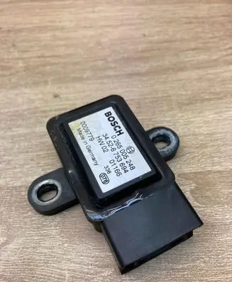 BMW 5 E60 E61 ESP acceleration yaw rate sensor 6753694 0265005248