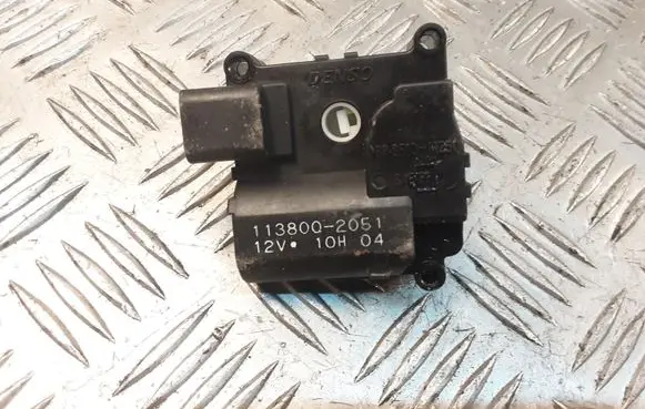 Toyota Corolla Verso AR10 Air flap motor/actuator 1138002051