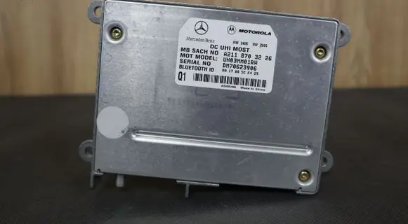 Mercedes-Benz CLK A209 C209 Bluetooth control unit module 2118703226 A2118703226
