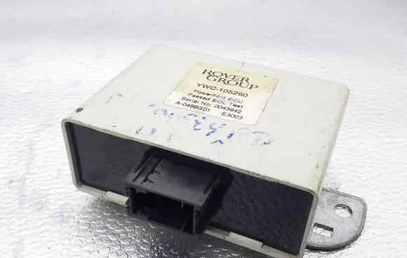 Land Rover Discovery Wing mirror control module YWC105260 0043942 A0486G01