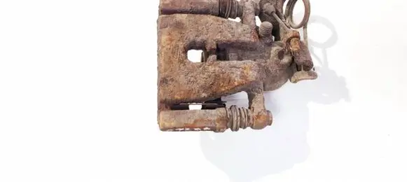 Ford Kuga I Rear brake caliper