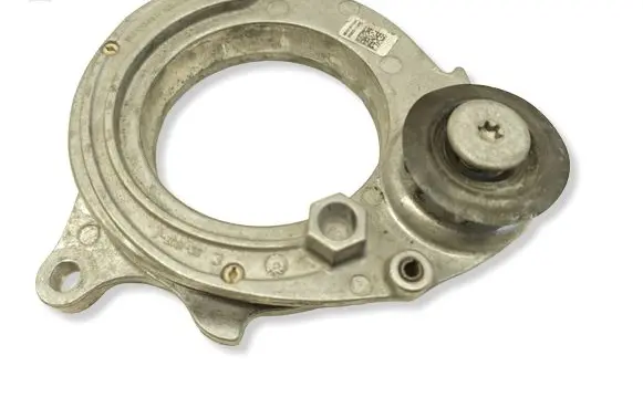 BMW 5 G30 G31 G38 Generator/alternator belt tensioner 90053750