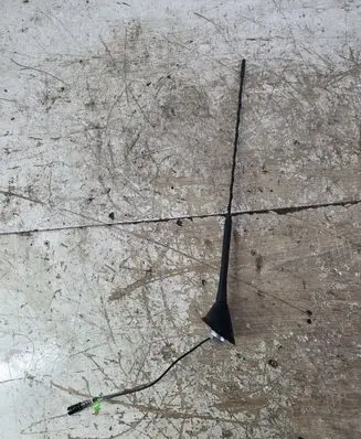 Volkswagen Fox Radio antenna 