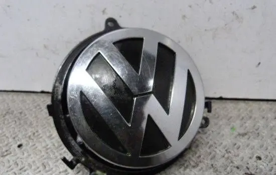 Volkswagen PASSAT B6 Tailgate/trunk/boot exterior handle 1K0827469E