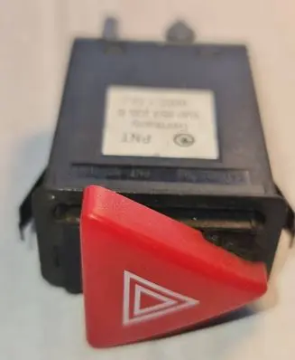 Skoda Octavia Mk1 (1U) Hazard light switch 1U0953235B