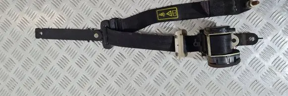 Nissan Terrano Rear seatbelt