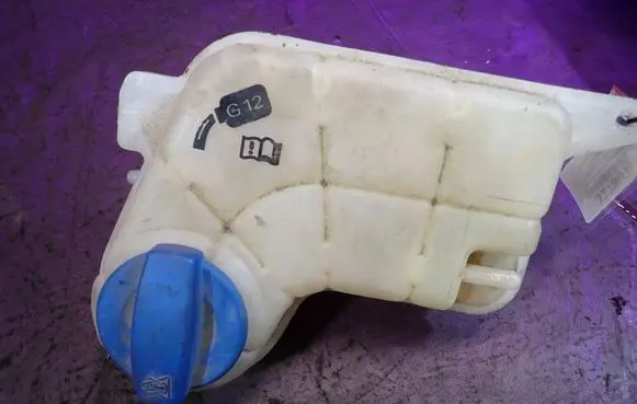 Audi A6 Allroad C6 Coolant expansion tank/reservoir 4F0121403N