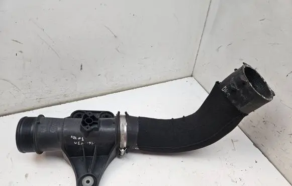Intercooler hose/pipe