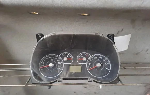 Fiat Punto (188) Speedometer (instrument cluster) 51803089 503001107000