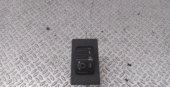 Headlight level height control switch