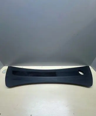 Tesla Model 3 Wiper trim 108167500 108167500b 108169200b