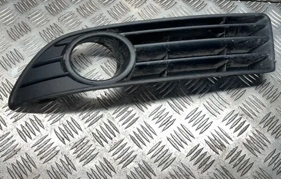 Volkswagen Cross Polo Front bumper lower grill 6Q0853665F