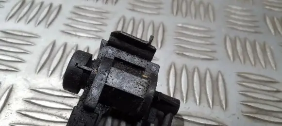 Ford Mondeo MK II Turbo solenoid valve 92AB9H465AA 92AB-9H465-AA