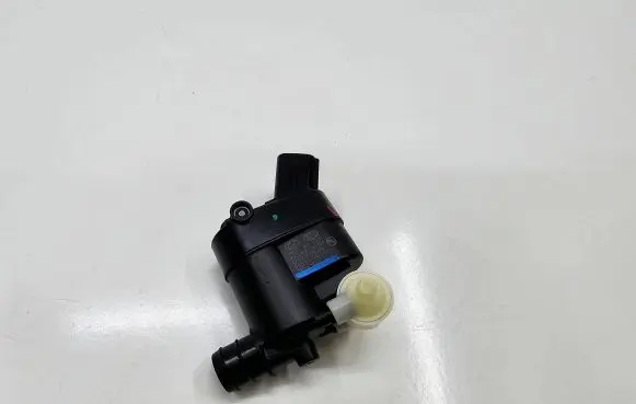 KIA Sportage Windscreen/windshield washer pump 98510-2W500