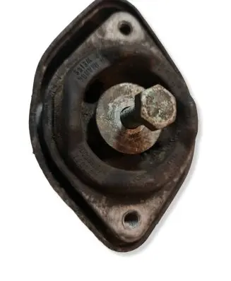 Audi A6 S6 C5 4B Gearbox mount 8D039915