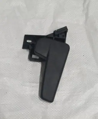 Volkswagen PASSAT B8 Engine bonnet (hood) release handle 518823633A