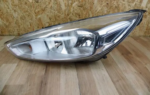 Ford Focus Headlight/headlamp F1EB13W030AFA F1EB13W030AF