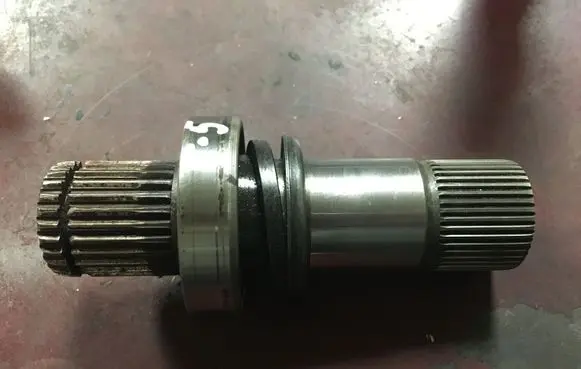 Volkswagen Transporter - Caravelle T5 Other gearbox part 