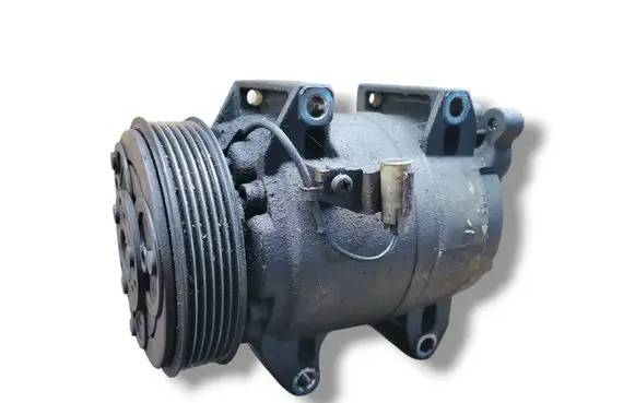 Volvo XC90 Air conditioning (A/C) compressor (pump) 8708581