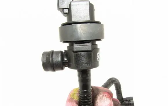 BMW 3 E90 E91 Turbo solenoid valve 7512581