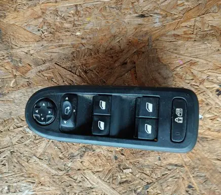 Peugeot 508 Electric window control switch 96659465