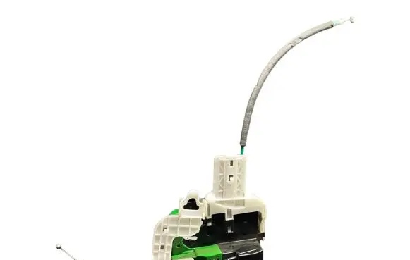 Hyundai i40 Front door lock 813203Z010
