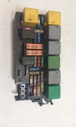 Mercedes-Benz ML W164 Fuse box set A1645400072 1645400072