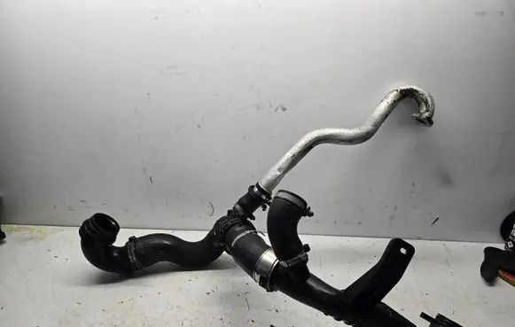 Opel Insignia A Coolant pipe/hose A20DTR