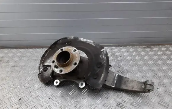 BMW 6 F12 F13 Front wheel hub