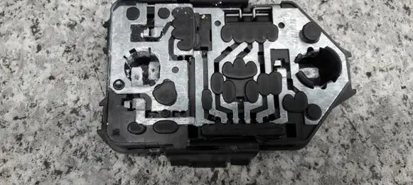 Volkswagen Vento Tail light bulb cover holder 1h5945257