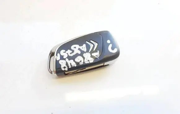 Citroen C5 Ignition key/card 967400068001 5fa010354-06