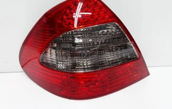 Mercedes-Benz E W211 Rear/tail lights 4401942L 02051410