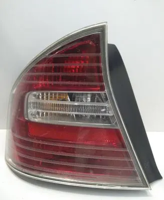 Subaru Legacy Rear/tail lights 22020806 721F00 RS102