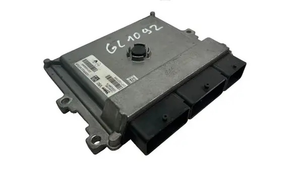 Renault Clio IV Engine control unit/module 237102928R 237102706R