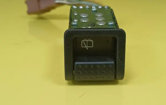 Suzuki Swift I Wiper switch 