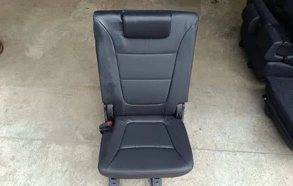 KIA Sorento Third row seats 