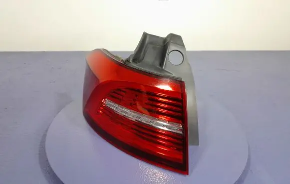 Volkswagen PASSAT CC Rear/tail lights 3G9945207B