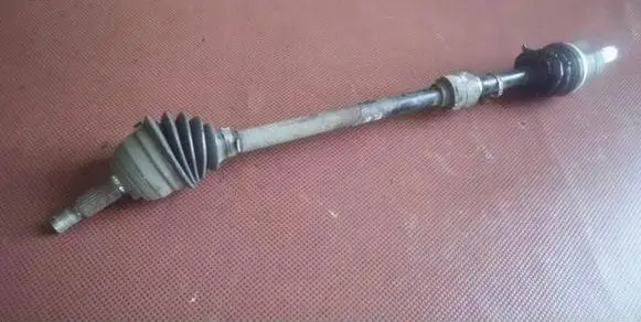 Nissan Note (E11) Front driveshaft