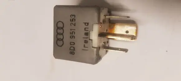 Audi A4 S4 B5 8D Other relay 8D0951253 899312000