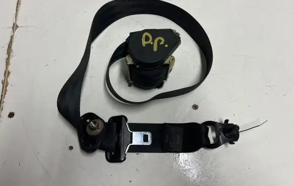 Renault Trafic II (X83) Front seatbelt 300778A 6352142 52213