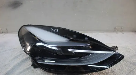 Tesla Model 3 Headlight/headlamp 151495300D 01531916 D622174001541